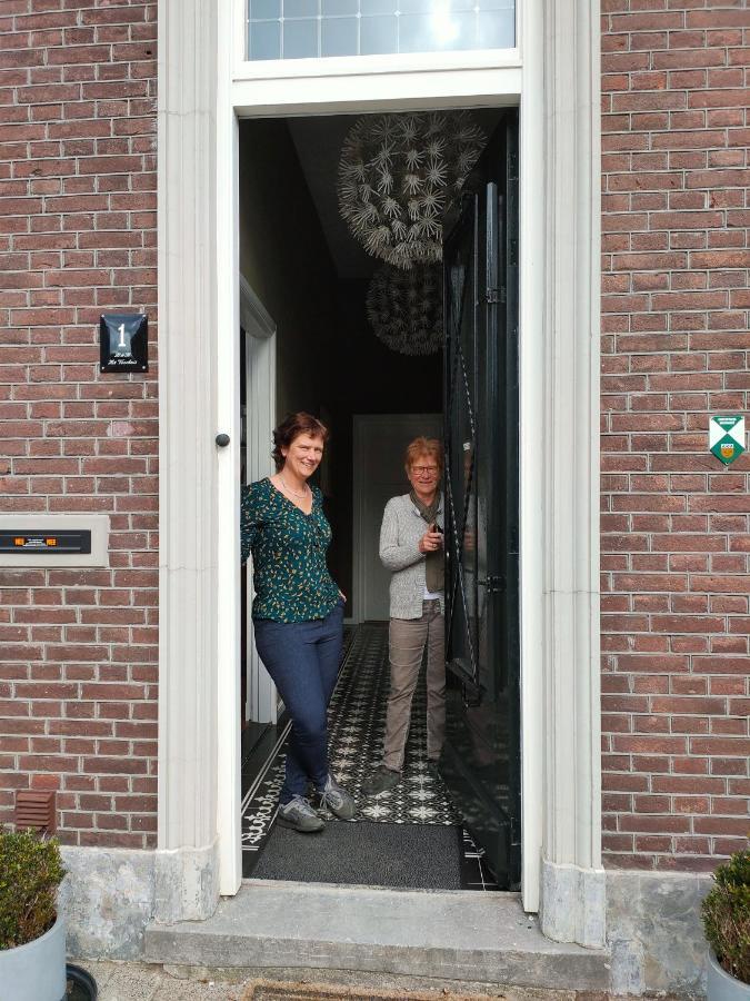 Familie- En Groepsverblijf Het Voorhuis Loon op Zand Екстериор снимка